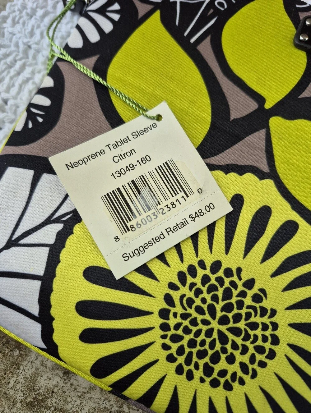 New Vera Bradley Citron Floral Neoprene Tablet Sleeve Cover NWT